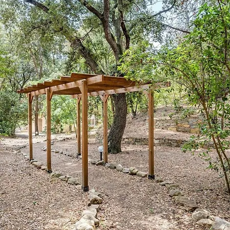 Вилла Bastide Provencale Et Ses Dependances A 5 Kms De La