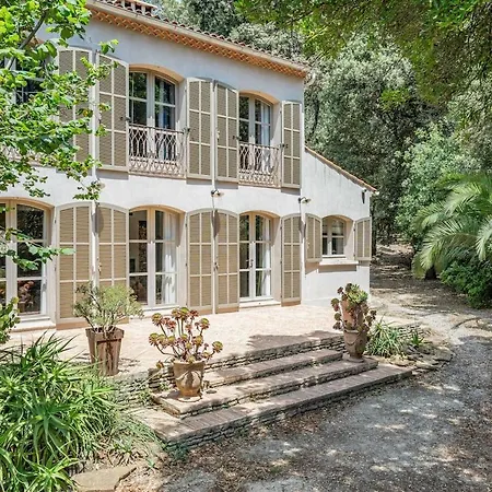 Villa Bastide Provencale Et Ses Dependances A 5 Kms De La