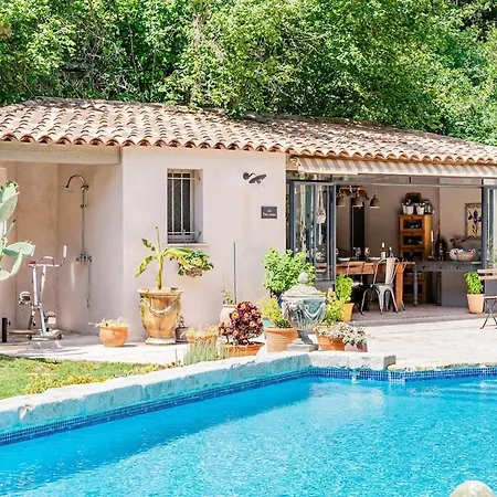Bastide Provencale Et Ses Dependances A 5 Kms De La Willa Ceyreste