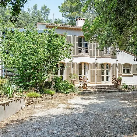 Bastide Provencale Et Ses Dependances A 5 Kms De La Ceyreste