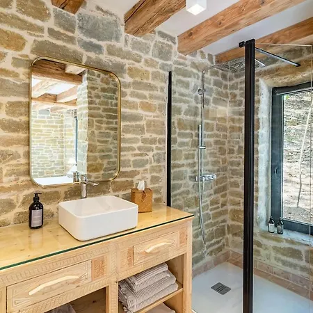 Bastide Provencale Et Ses Dependances A 5 Kms De La Willa